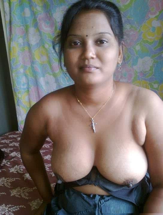 Sexy Kerala Aunty Huge Big Boobs Naked Photos - Big Boobs Kerala Aunty Mulai Nude Photos