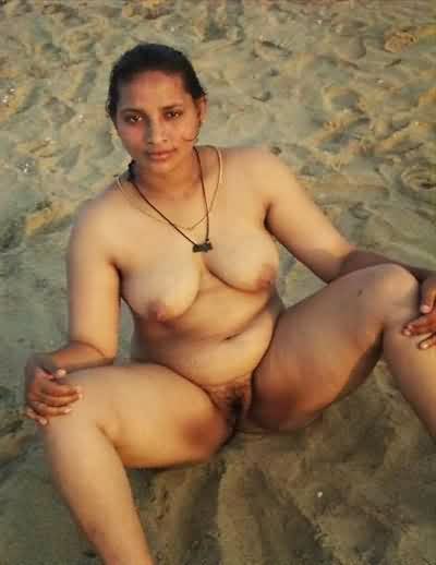 tamil bhabhi xxx photos - Tamil Bhabhi Nude Photos Nangi Wife Gand Images