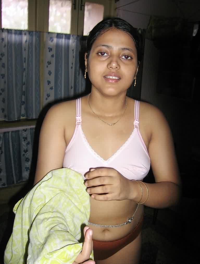 Mallu Aunty Removing Dress Sexy Pics - Mallu Aunty Nude Pics Naked Boobs Chut XXX