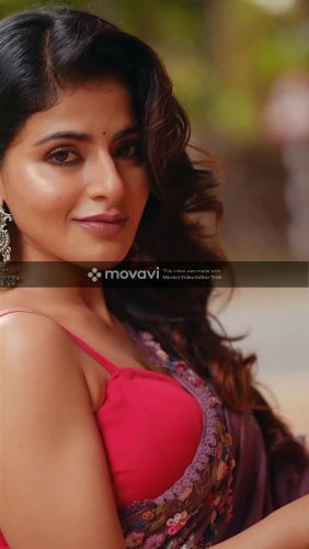 Iswarya Menon’s Stunning Saree Looks – Tight Blouse &